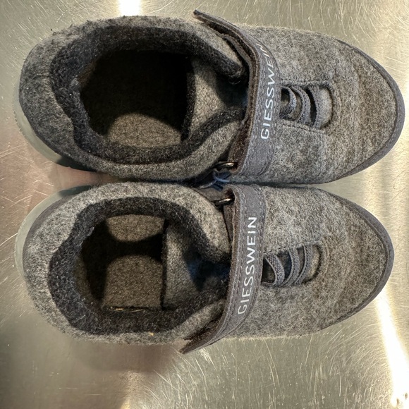 Giesswein Kids Merino Runners - Picture 1 of 3